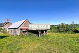 Detached Country House with Outbuilding