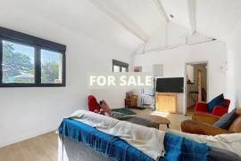 Property in Coastal Location, Nice Family Home