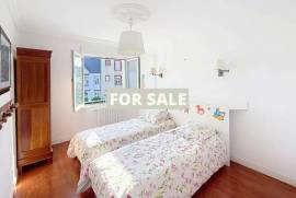 Lovely Family Home in Coastal Town