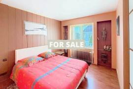 Lovely Family Home in Coastal Town
