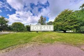 Detached Country House with Swimming Pool