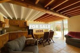 Beautiful House with Guest Cottage and Garden