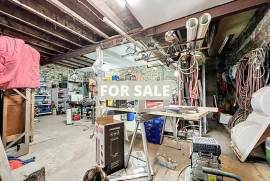 Building in Heart of Rural Village with Potential