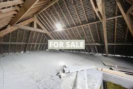 Building in Heart of Rural Village with Potential