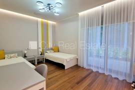 Detached house for rent in Jurmala, 160.00m2