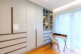 Detached house for rent in Jurmala, 160.00m2