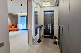 Detached house for rent in Jurmala, 160.00m2