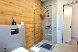 Detached house for rent in Jurmala, 160.00m2
