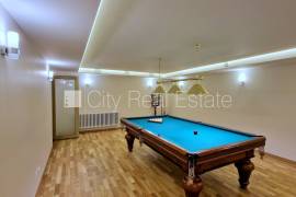 Detached house for rent in Jurmala, 440.20m2