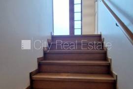 Detached house for rent in Jurmala, 440.20m2
