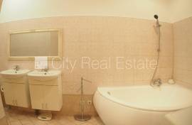 Apartment for rent in Riga, 115.00m2