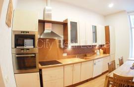 Apartment for rent in Riga, 115.00m2