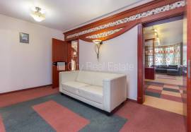 Detached house for sale in Jurmala, 580.00m2