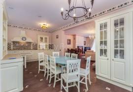 Detached house for sale in Jurmala, 580.00m2