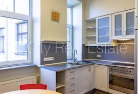 Apartment for rent in Riga, 104.00m2