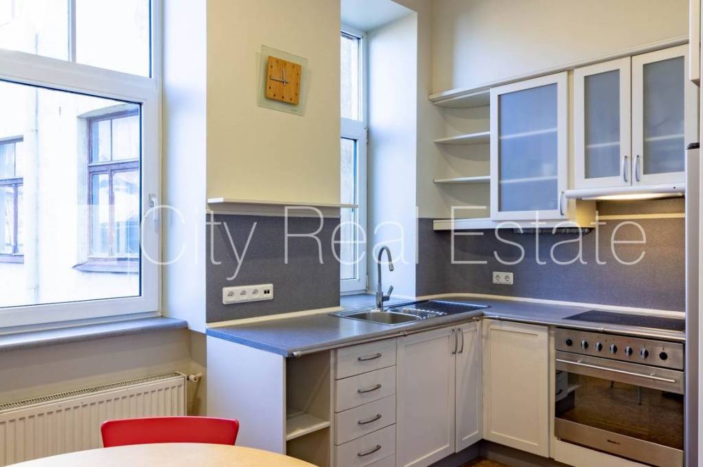 Apartment for rent in Riga, 104.00m2
