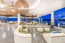Dunama Flamingo Hotel & Casino: Oceanfront Boutique Hotel & Casino in Playa Flamingo with Private Beach Access and 47 Guestrooms!