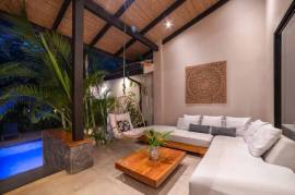 Villa Nalu: Bali-Inspired 5-Bedroom Luxury Home with Pool in Reserva de Golf