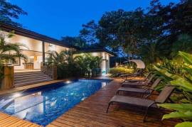 Villa Nalu: Bali-Inspired 5-Bedroom Luxury Home with Pool in Reserva de Golf