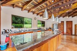 Finca Mei Tai: Enchanting property! Don't miss your chance to own a piece of paradise!