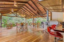 Finca Mei Tai: Enchanting property! Don't miss your chance to own a piece of paradise!