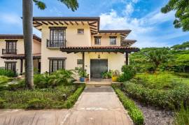 Lago de Palma Real 249: Luxury 3-Bedroom Corner Condo with Panoramic Views in Hacienda Pinilla