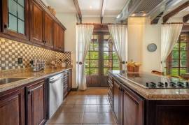 Lago de Palma Real 249: Luxury 3-Bedroom Corner Condo with Panoramic Views in Hacienda Pinilla