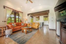 Lago de Palma Real 249: Luxury 3-Bedroom Corner Condo with Panoramic Views in Hacienda Pinilla