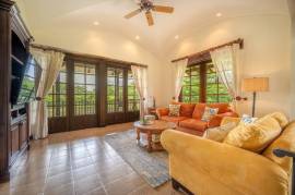 Lago de Palma Real 249: Luxury 3-Bedroom Corner Condo with Panoramic Views in Hacienda Pinilla