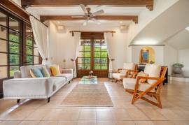 Lago de Palma Real 249: Luxury 3-Bedroom Corner Condo with Panoramic Views in Hacienda Pinilla