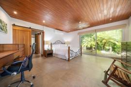 Casa Gracia: Luxury Jungle Retreat with Infinity Pool in Rancho Villareal, Tamarindo