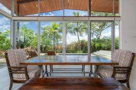 Casa Gracia: Luxury Jungle Retreat with Infinity Pool in Rancho Villareal, Tamarindo