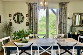 MONPAZiER: Maisond de plain-pied, piscine et jardin avec vue
