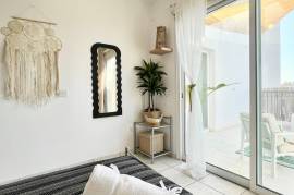 1 Bedroom Top Floor Apartment - Universal Area, Paphos