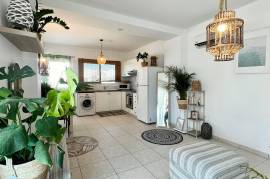1 Bedroom Top Floor Apartment - Universal Area, Paphos