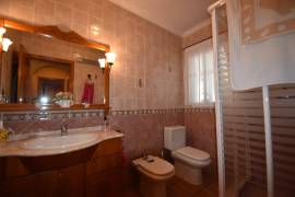 HUGE FAMILY HOME WITH 7 BEDROOMS, POOL, GARAGE AND VIEWS IN LOS MONTESINOS