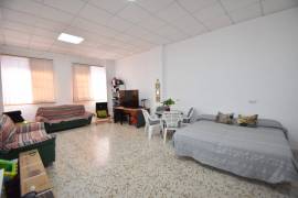 HUGE FAMILY HOME WITH 7 BEDROOMS, POOL, GARAGE AND VIEWS IN LOS MONTESINOS