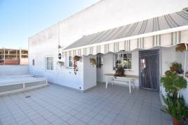 HUGE FAMILY HOME WITH 7 BEDROOMS, POOL, GARAGE AND VIEWS IN LOS MONTESINOS