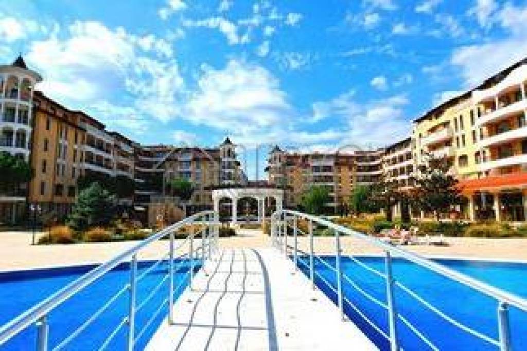Estudio con acceso al jardín en venta en Royal Sun, Sunny Beach