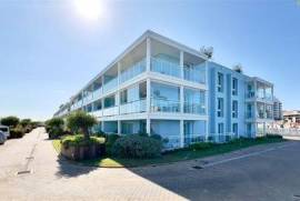 Lovely 1 bedroom apartment in Marina Club, Gibraltar