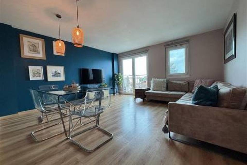 Beautiful 3 bedroom apartment in Cumberland Terraces, Gibraltar