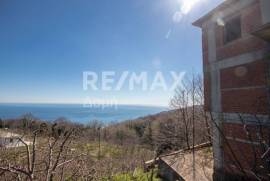 Building 600 sq.m for sale