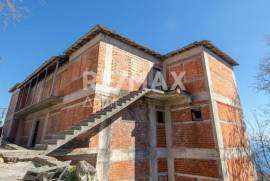 Building 600 sq.m for sale