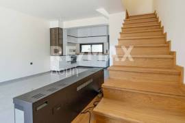 Maisonette 143 sq.m for sale