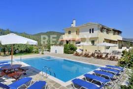 Hotel 750 sq.m for sale