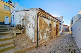 Ruin with Approved Project for the construction of 3 apartments in Ferragudo - Lagoa