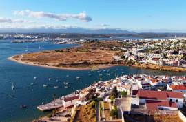 Ruin with Approved Project for the construction of 3 apartments in Ferragudo - Lagoa