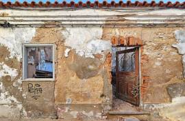 Ruin with Approved Project for the construction of 3 apartments in Ferragudo - Lagoa