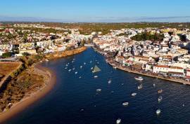 Ruin with Approved Project for the construction of 3 apartments in Ferragudo - Lagoa