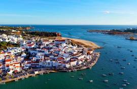 Ruin with Approved Project for the construction of 3 apartments in Ferragudo - Lagoa